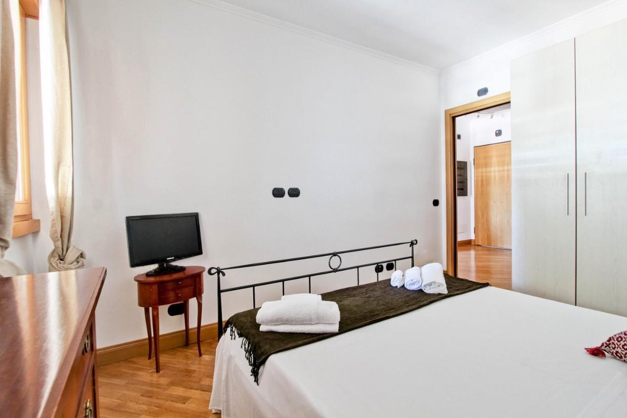 Cozy Terrace Apt Close To Eataly And Metro Piramide Roma Exterior foto